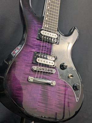 Gibson - Victory - Figured Dark Purple Burst